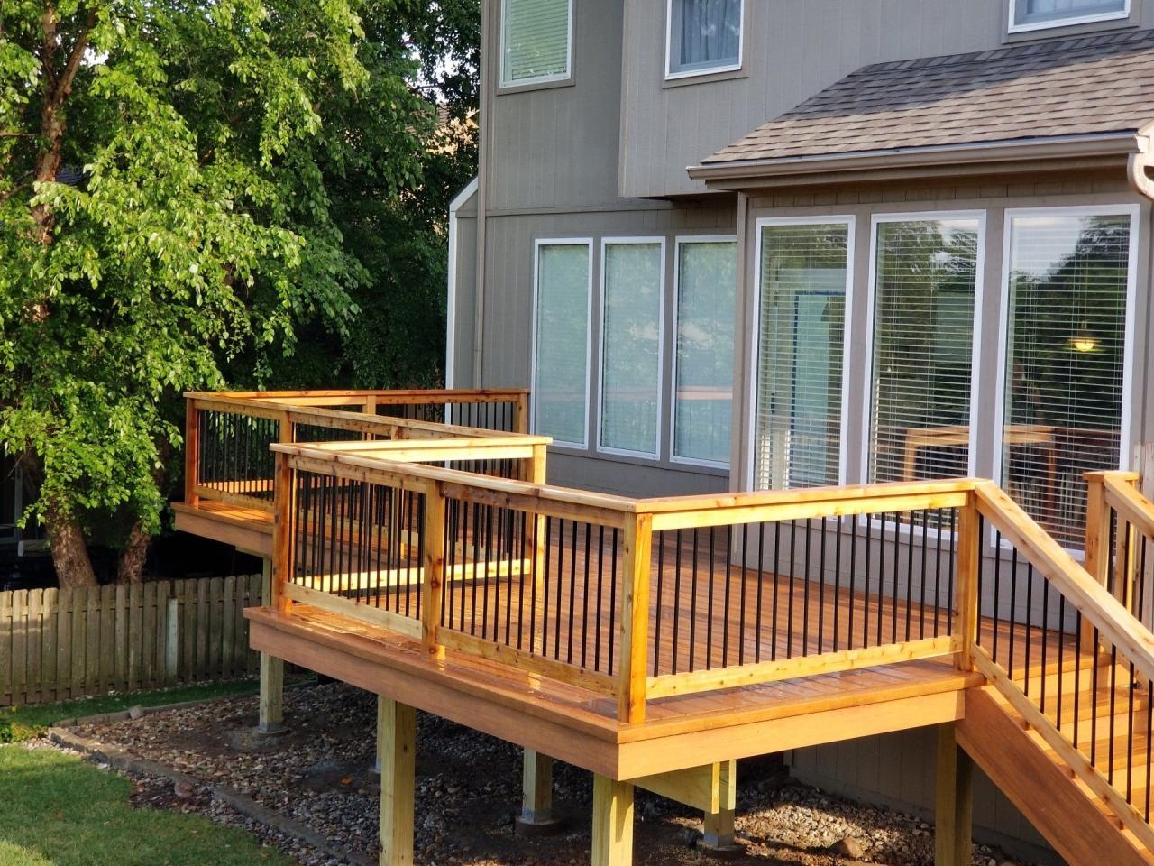 Choosing the Best Custom Deck Builders Near Me: Key Considerations and Services