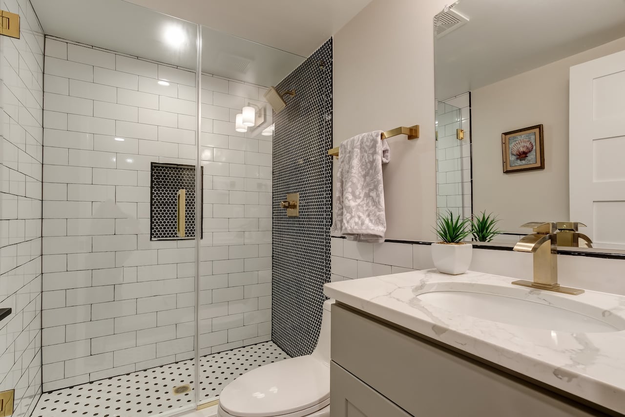 Cost to remodel a small bathroom in 2025